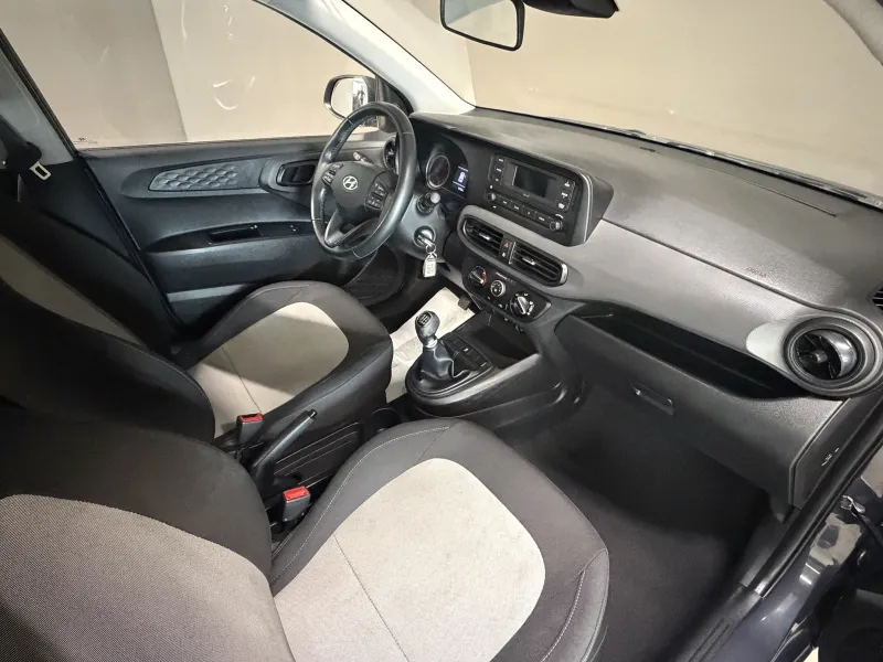 i10