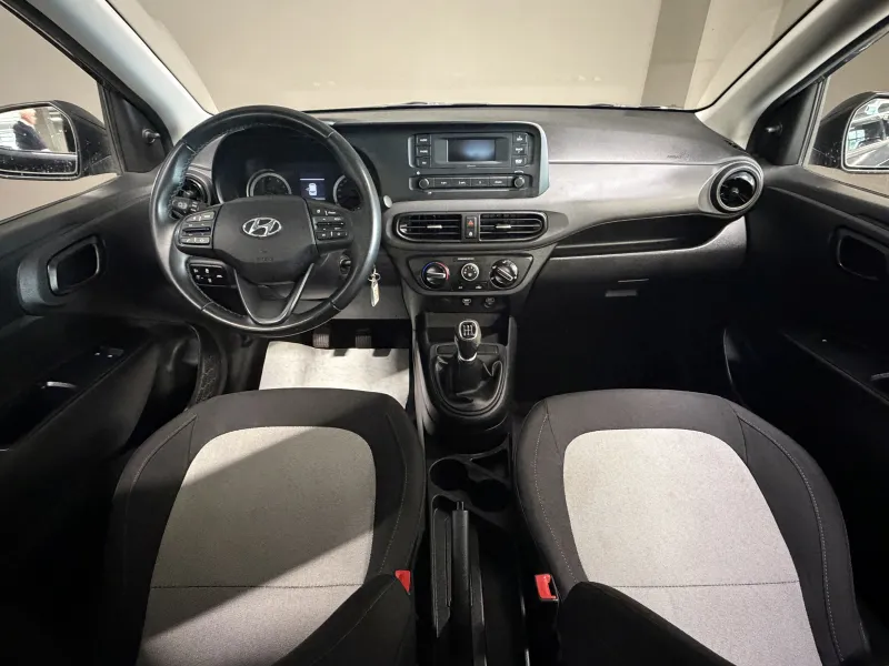 i10