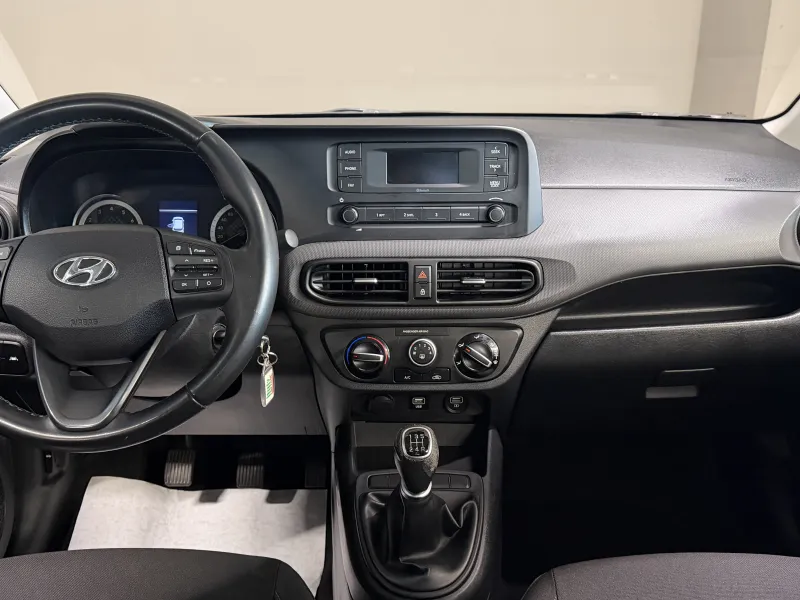 i10