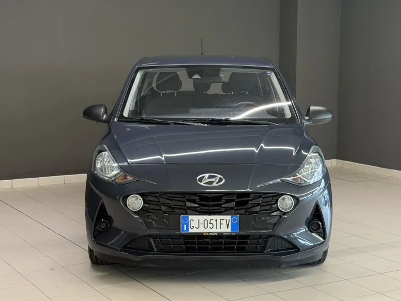 i10