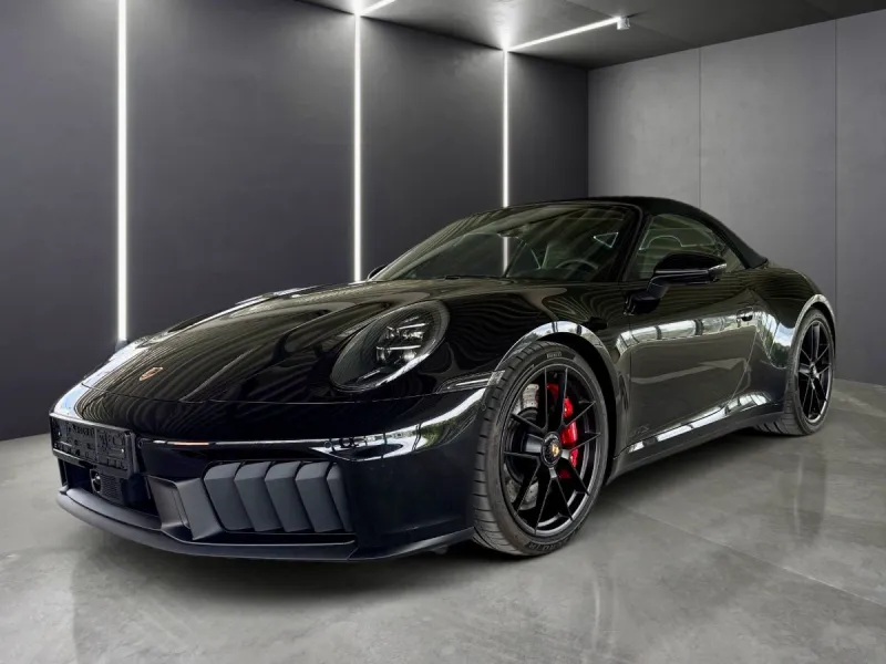 911