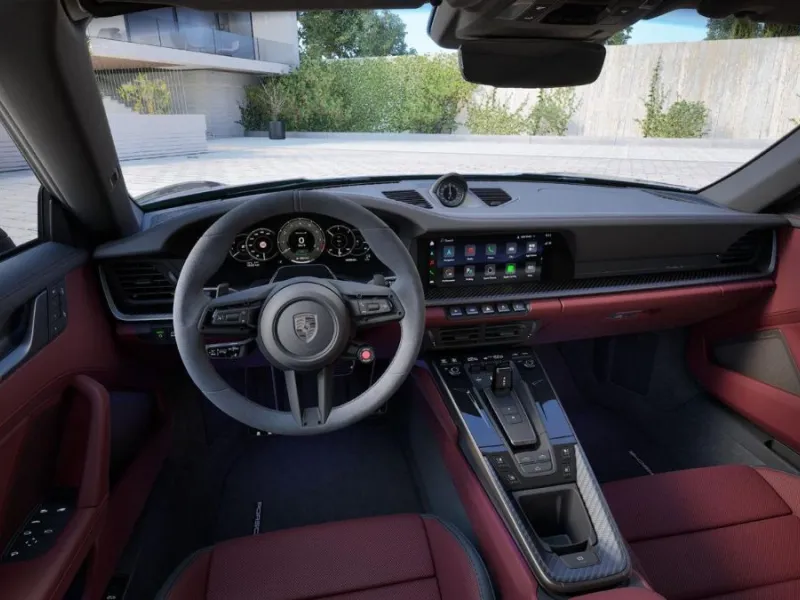 911