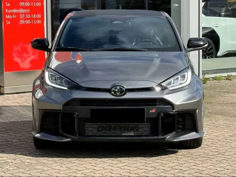 Yaris