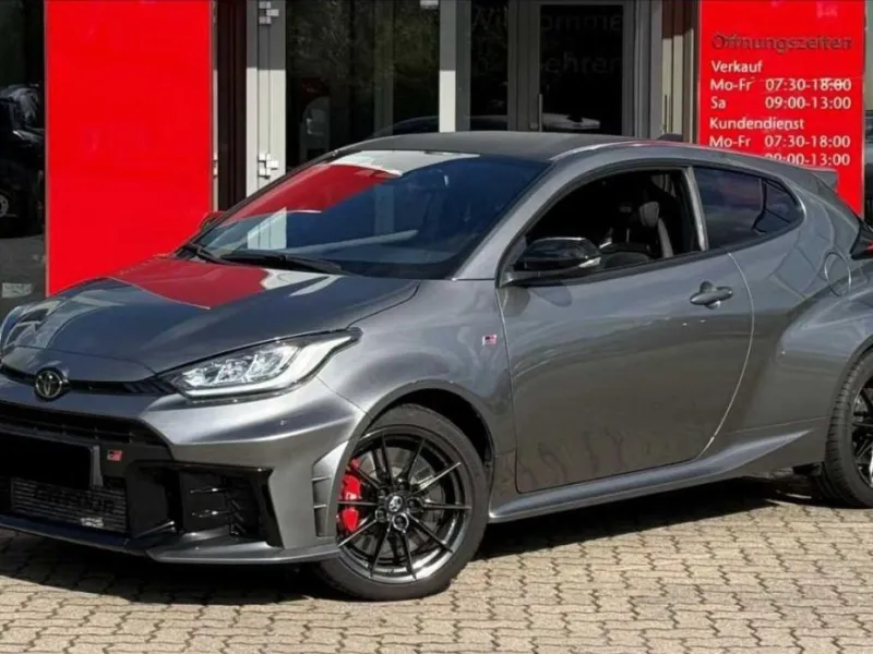 Yaris