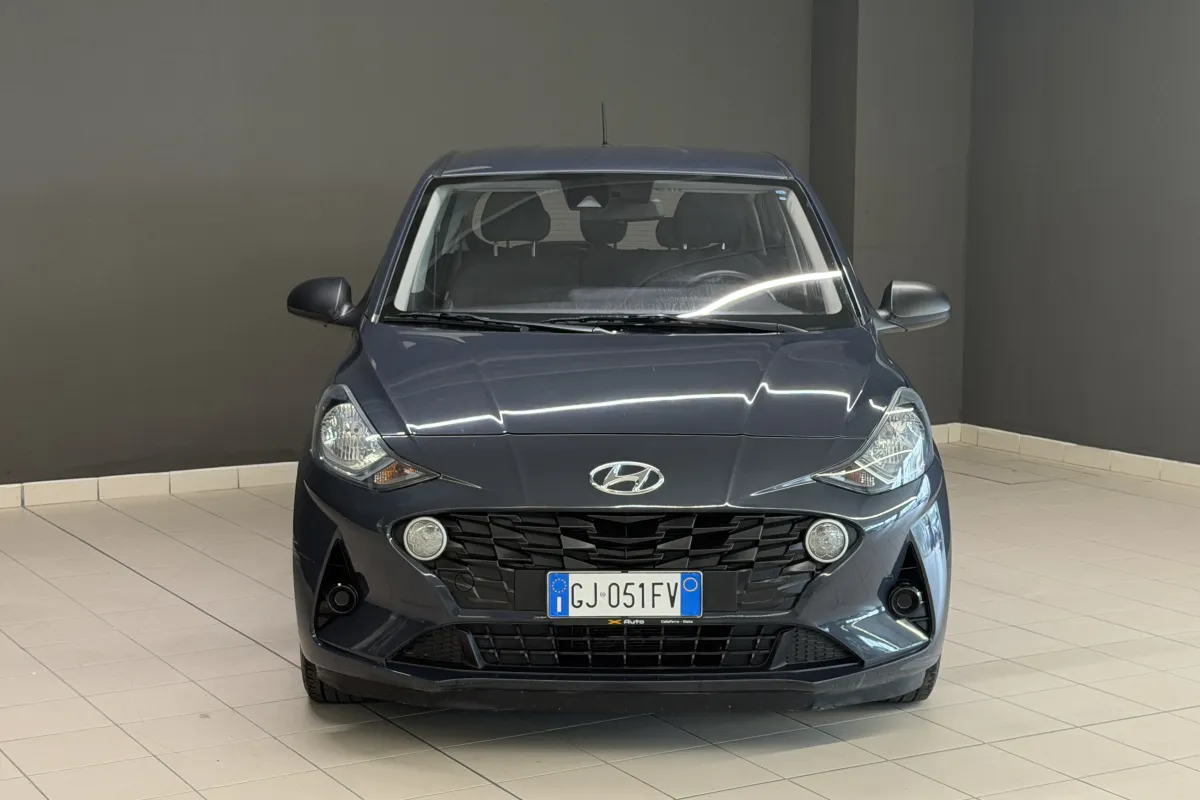 i10
