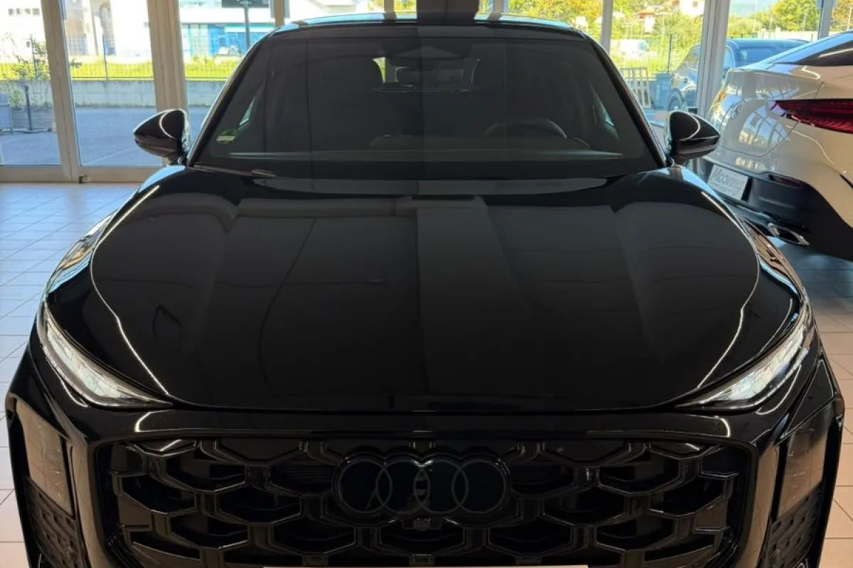 Q3